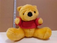 Teddy Bär / Teddybär gelb mit rotem Pullover kein Puuh Bär :-( Niedersachsen - Harpstedt Vorschau