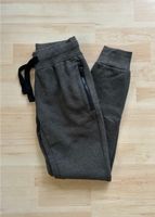 Blue Seven Jogginghose Gr.140 Joggpant grün meliert *TOP* Baden-Württemberg - Dossenheim Vorschau