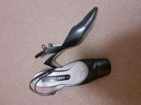 Schwarze Pumps von Peter Kaiser, Innensohle echt Leder. Gr 38 Bonn - Duisdorf Vorschau