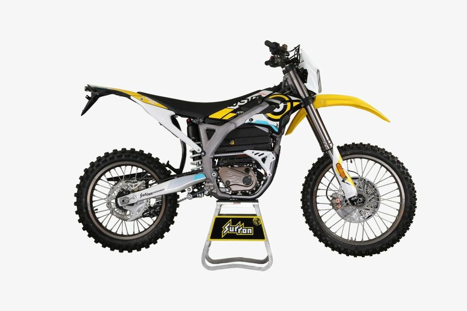 SUR-RON StormBee L3e, Modell 2023 mit 104V/55Ah Enduro oder Road Storm Bee in Kumhausen