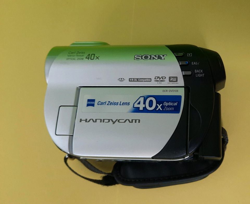 Handycam Sony  DCR-DVD 106 E in Berlin