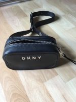 DKNY Bauchtasche Damen (ungetragen!) Hessen - Maintal Vorschau