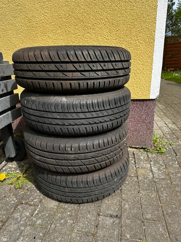 Sommerreifen mit Felgen 175/65 R14 H in Gelbensande