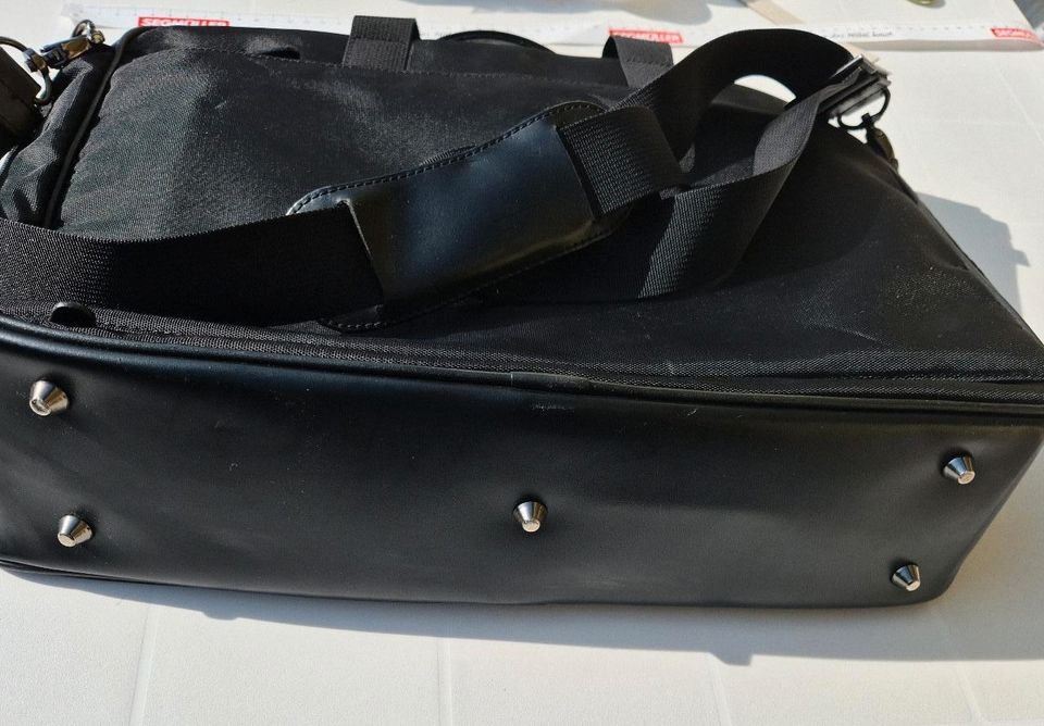 Laptop Tasche von Bree in schwarz *neu* in Köln