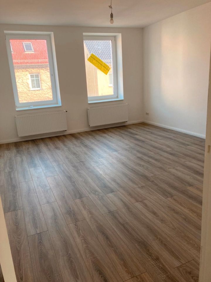 Mieter für moderne 4RaumWohnung mit Balkon gesucht in Brandenburg