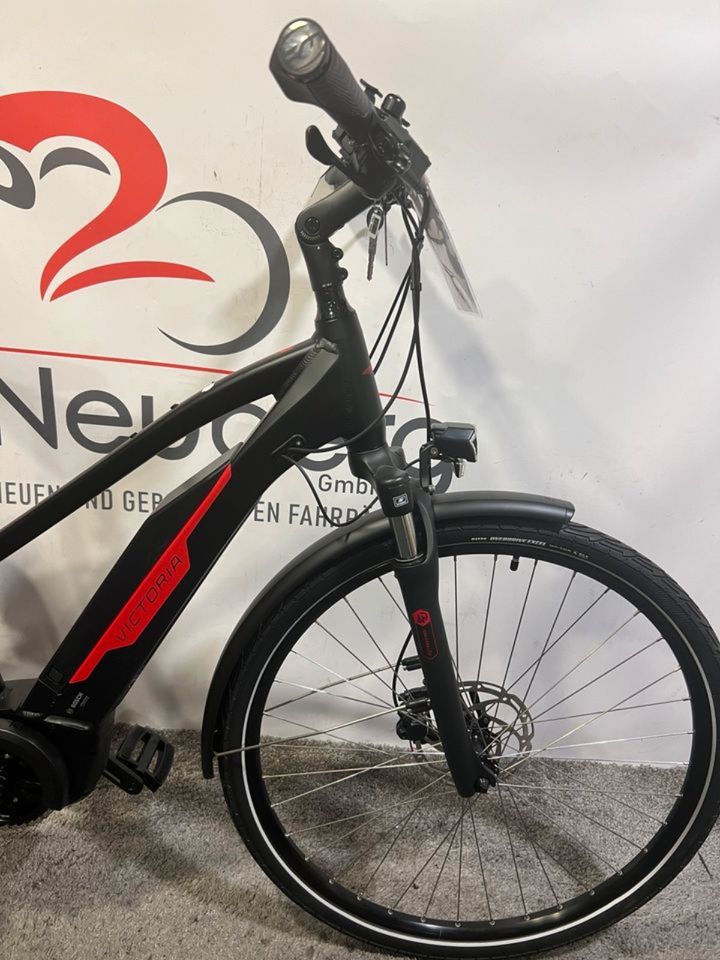 VICTORIA eTrekking 6,5 E-Bike Bosch 500Wh 28 Zoll Statt 2799 € in Neuberg