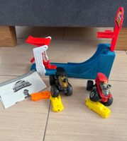 Hot Wheels Monster Truck Rampe + 2 Trucks Sachsen - Pulsnitz Vorschau