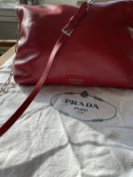 Prada Clutch Rot Hessen - Neu-Isenburg Vorschau