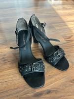 Schöne Tamaris Sandalette  Pumps 37 schwarz Wandsbek - Hamburg Volksdorf Vorschau