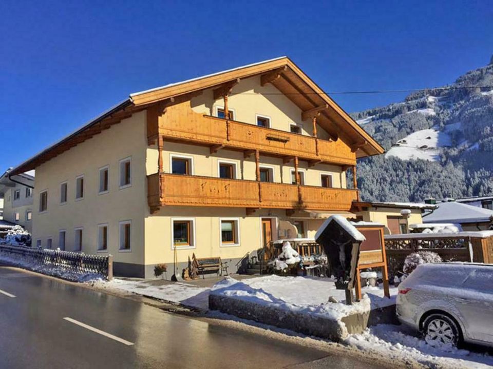 Urlaub im Zillertal (Tirol): Ferienhaus, Ferienwohnung, Hütte in Karlsruhe