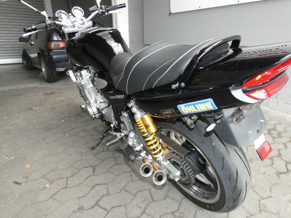 YAMAHA XJR 1300SP. RP10 TOP ZUSTAND  VIEL ZUBEHÖR in Viernheim