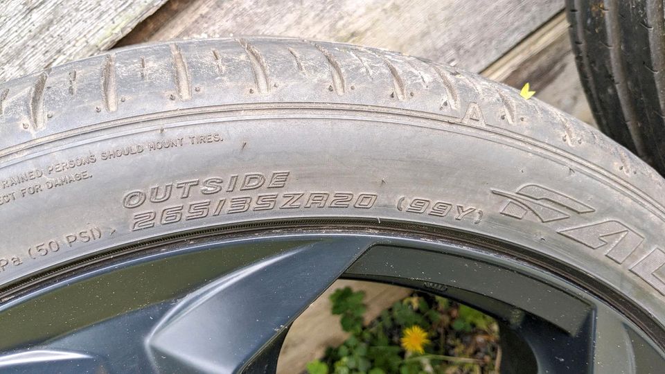 Alufelgen mit Reifen in Rietberg