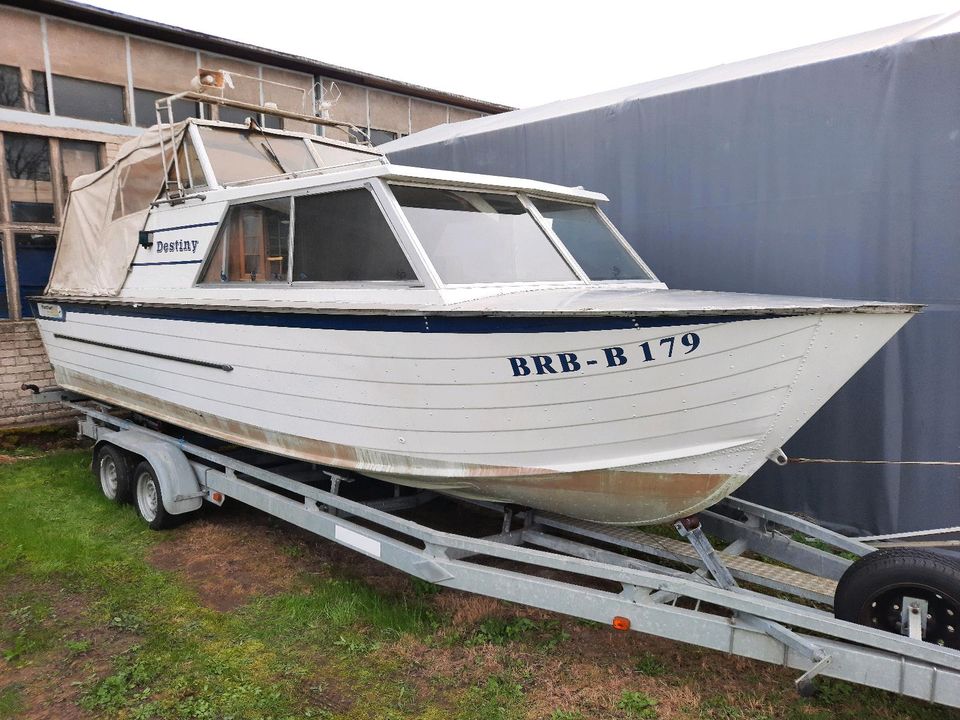 Kajütboot Aluboot ca. 6,5m x 2,5m Starcraft Marine in Neuruppin