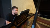 Piano Lessons / Klavierunterricht / Piano Teacher / Klavierlehrer Berlin - Mitte Vorschau