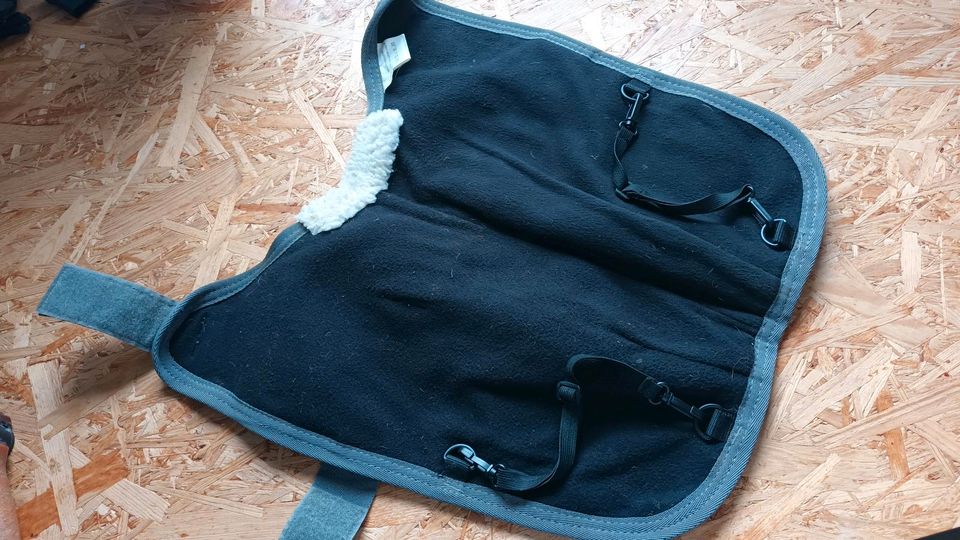 Hundemantel, Hundejacke Wasserdicht 35cm Busse grau in Neunkhausen