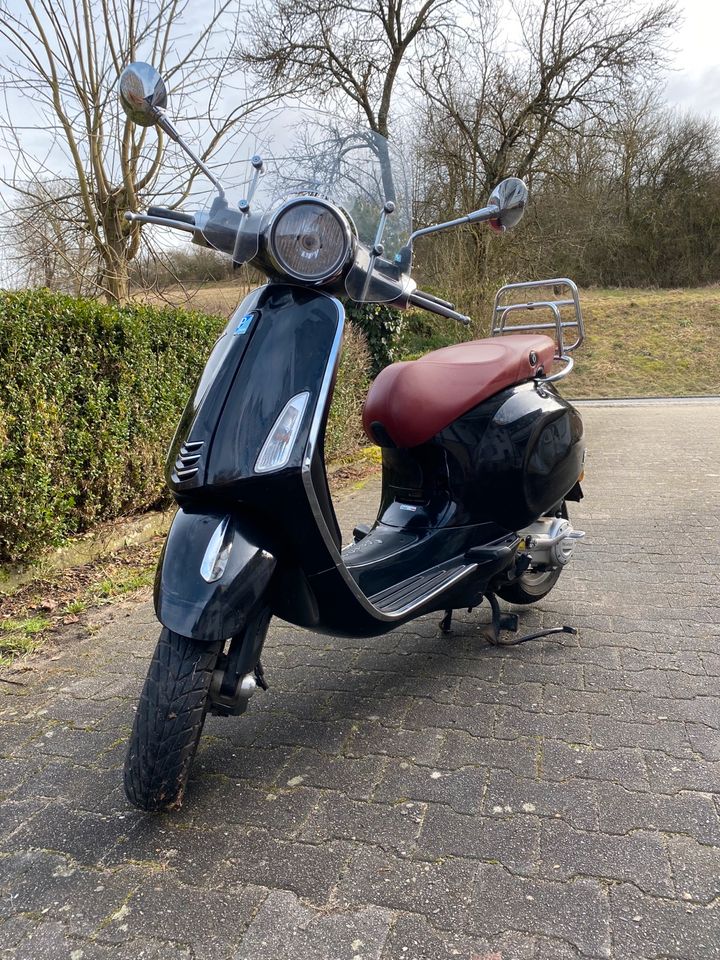 Verkaufe Vespa Primavera 50 T4 V4 in Lauter