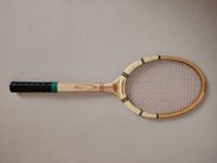 Tennisschläger mit Darmbespannung vintage z.B. Deko Dresden - Klotzsche Vorschau