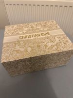 Christian Dior Box mit Kissenfüllung Rheinland-Pfalz - Boppard Vorschau