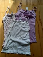 6 Stück Mädchen Unterhemden zusammen für 3 EUR Nürnberg (Mittelfr) - Aussenstadt-Sued Vorschau