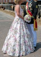 Königinnenkleid  Hofstaatkleid ♥️ Nordrhein-Westfalen - Salzkotten Vorschau