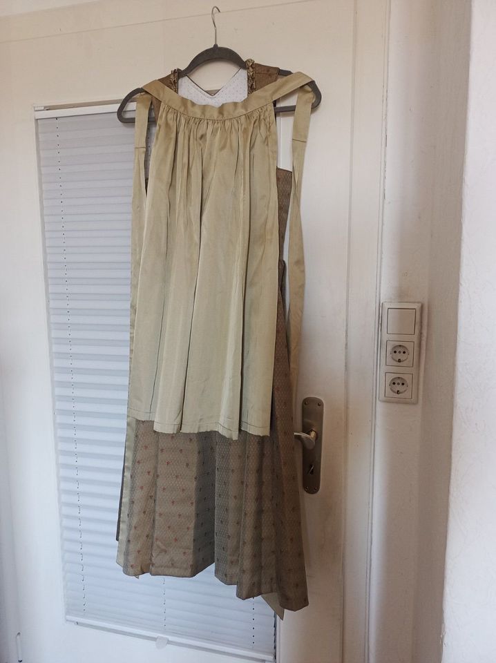 Loden Frey Dirndl "Amsel" Seide Creme Gold, NP 750 EUR in München