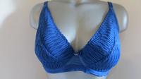 Triumph Damen BH Gr. 80 D Schalen BH Formbügel Blau Nordrhein-Westfalen - Oberhausen Vorschau