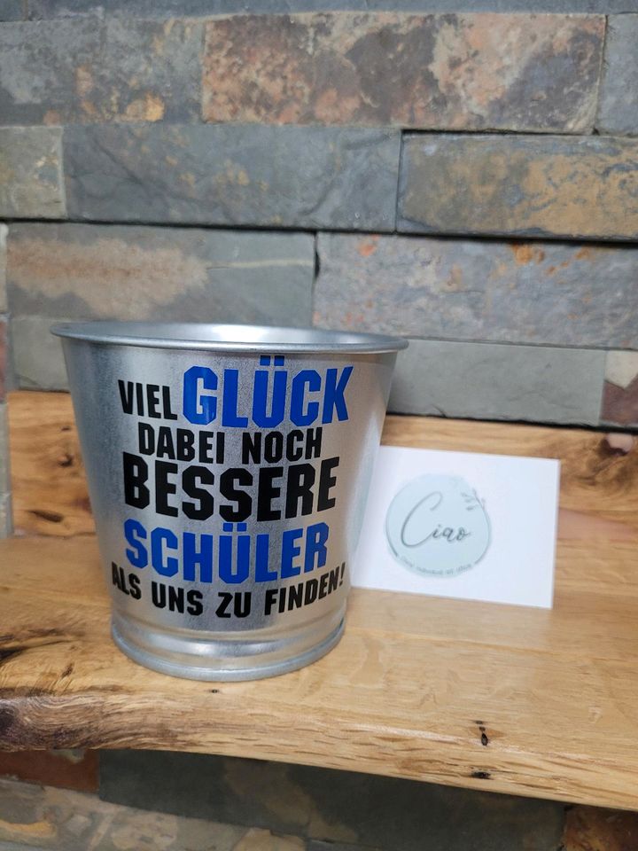 Muttertag - Blumentopf - Geschenk in Venhaus