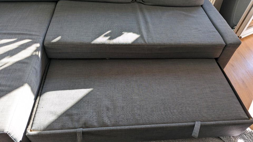 L Sofa mit Bett und Speicher Platz in Neu Ulm
