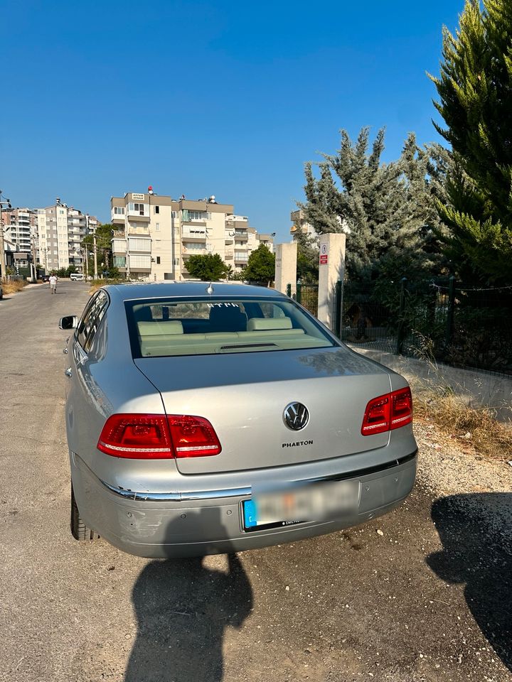 VW Phaeton 3.0 in Hanau