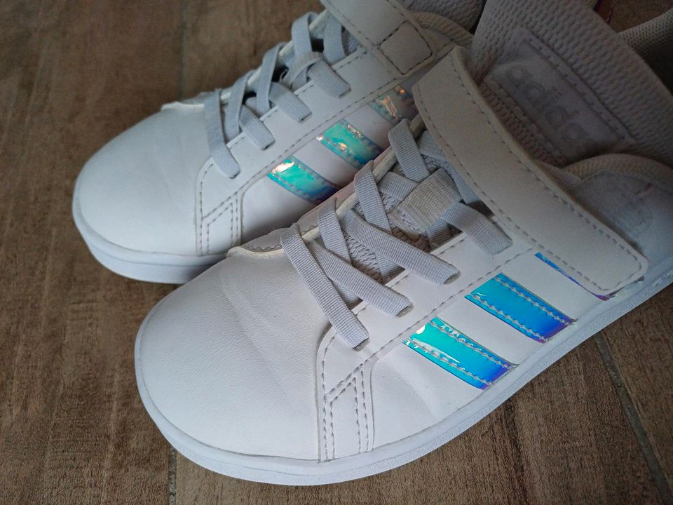 Sneaker adidas - weiß - Gr. 31 in Zeulenroda-Triebes