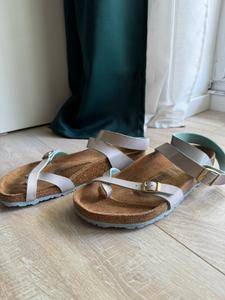 Birkenstock yara silver hotsell