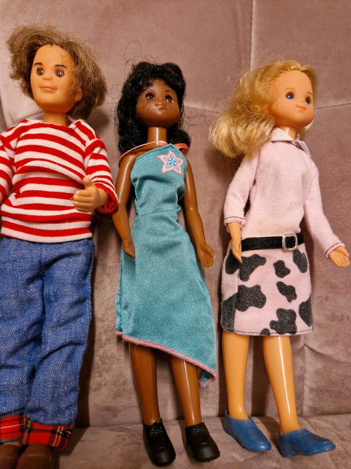 Sehr alte Barbie Mattel 1973 puppe Skipper Familie Sonnenschein in Meschede