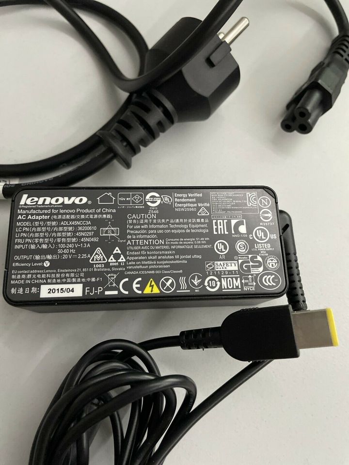 Lenovo Thinkpad AC Adapter in Kerpen