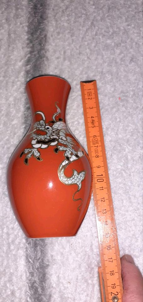 Kleine Blumenvase in Raschau-Markersbach