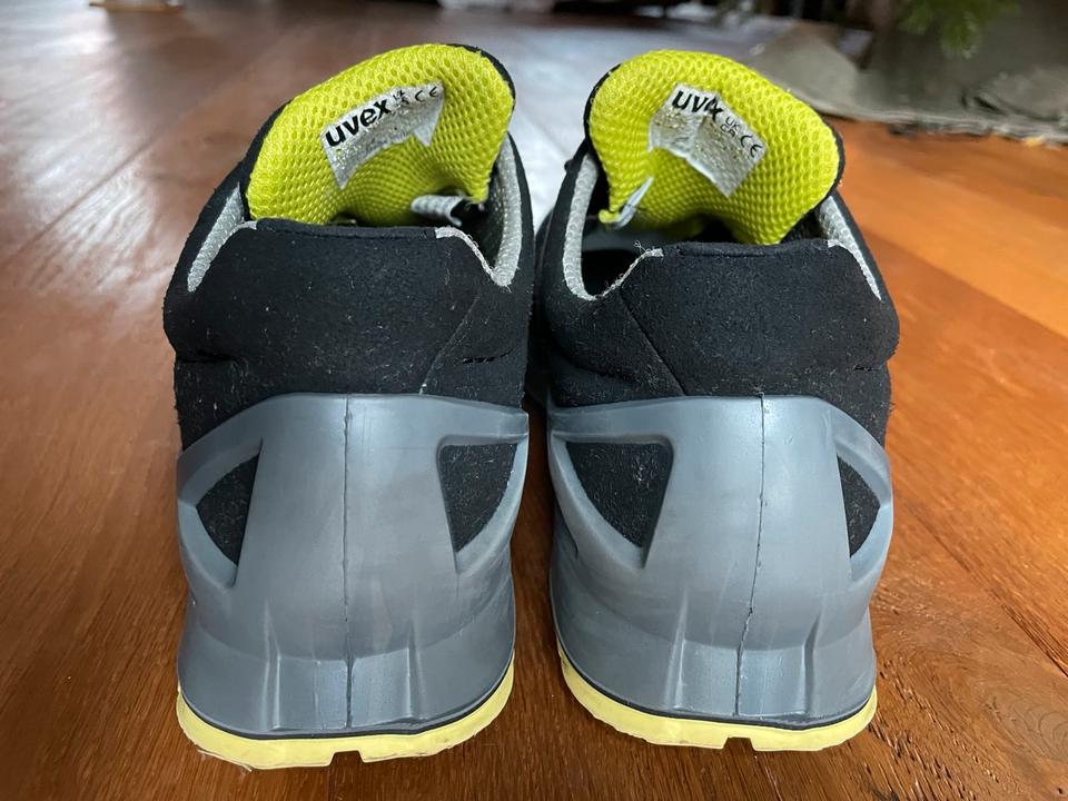 Uvex 1 Halbschuhe Sicherheitsschuhe S2 SRC Arbeitsschuhe in Leipzig