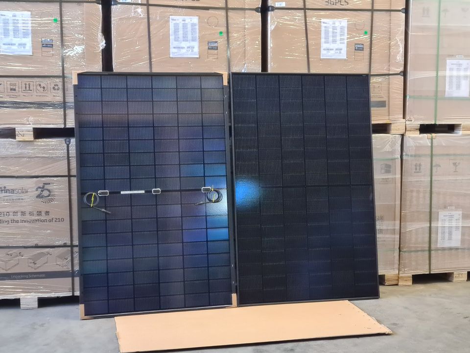 Solarmodul JA Solar JAM54D41 LB 435W n-Type Fullblack bifazial in Neuried Kr München