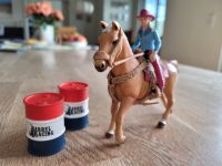 Schleich Farm World Barrel Race Reiterin mit Fässern 41417 Baden-Württemberg - Bad Friedrichshall Vorschau