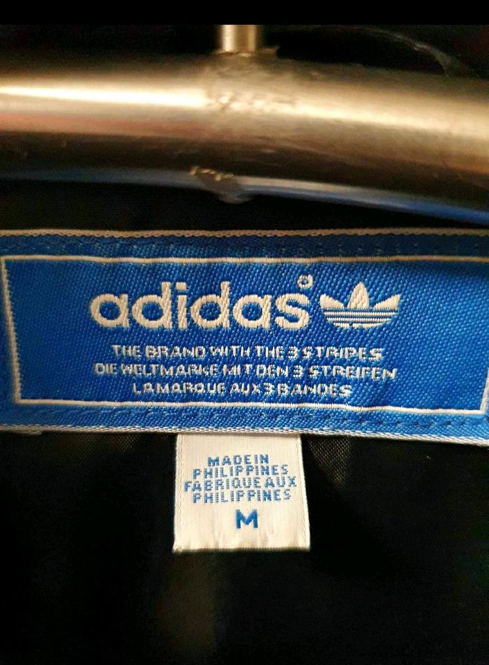 Seltene Adidas Daunenjacke Chile 62 Größe M in Würselen