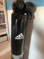Adidas Boxsack mit Boxhandschuhen Berlin - Reinickendorf Vorschau