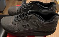 MEGA SCHNÄPPCHEN ORIGINAL FILA SNEAKERS GRÖSSE 42 Frankfurt am Main - Sachsenhausen Vorschau