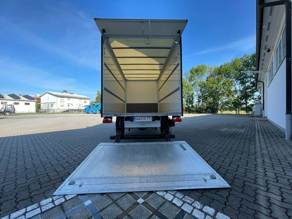 Mercedes-Benz Sprinter / Transporter mit Hebebühne mieten in Herxheim bei Landau/Pfalz