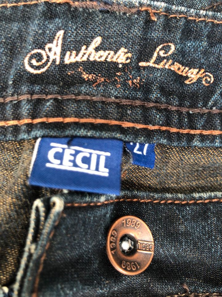 3/4 Jeans Marke Cecil Gr.27 - neuwertig in Bous