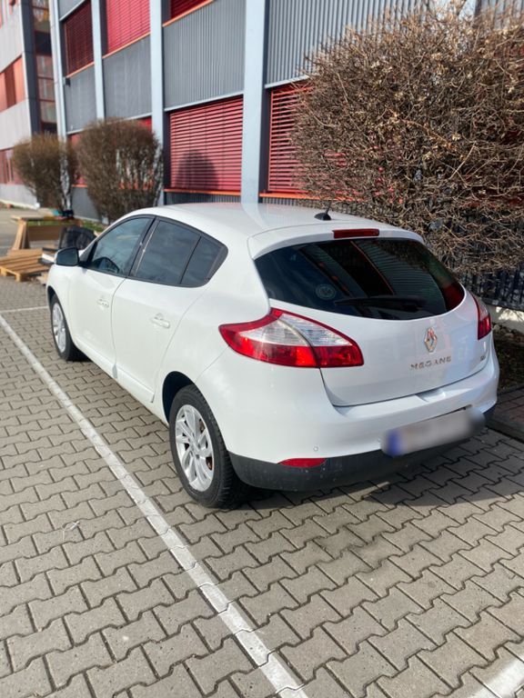 Renault Megane III Dynamique ENERGY TCe 115 Start & Stop in Flörsheim am Main