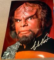 Lt. Cmdr. Worf (Star Trek - TNG) - Autogramm mit Zertifikat Nordrhein-Westfalen - Attendorn Vorschau