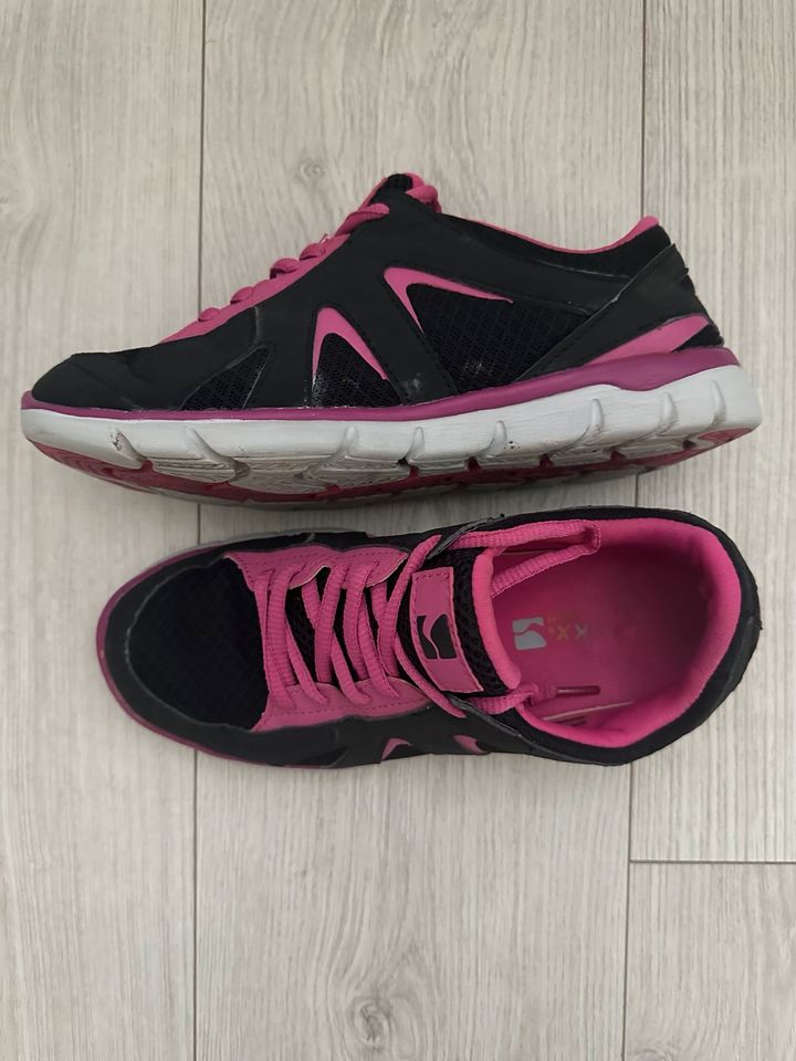 Sportschuhe Damen schwarz pink in Lünen