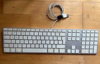 Apple Tastatur A1243 USB Kabel QWERY Defekt Berlin - Neukölln Vorschau