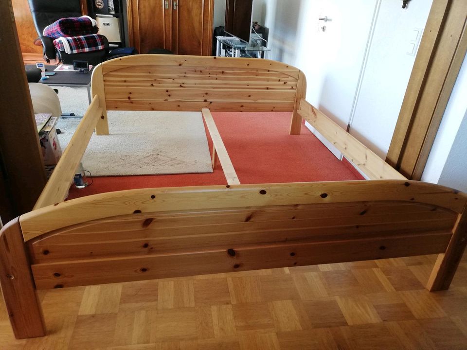 Doppelbett, 2 x 0,90m x 2,00m in Bad Saulgau