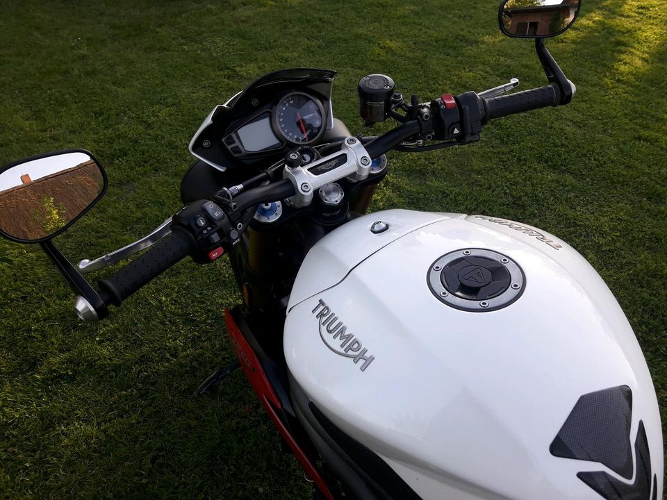 Triumph Speed Triple 1050 R in Heringsdorf