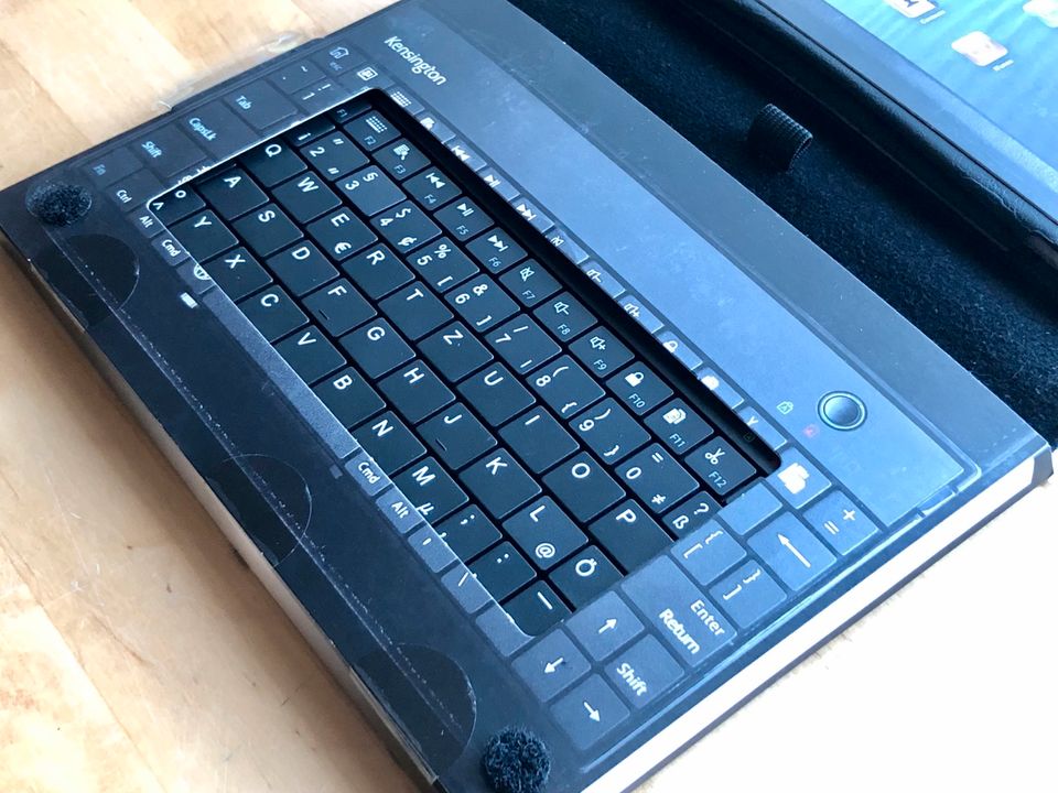 Kensington „KeyFolio Pro 2“, portable iPad Mini Tastatur, schwarz in Heidelberg