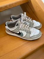 Nike Turnschuhe 43 Bayern - Simbach Vorschau